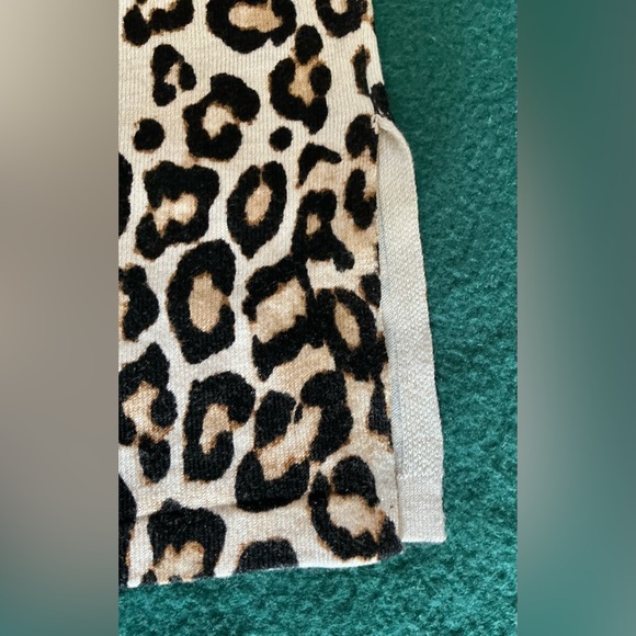 Chicos lighweight cardigan 🐆🐆 - Picture 12 of 13